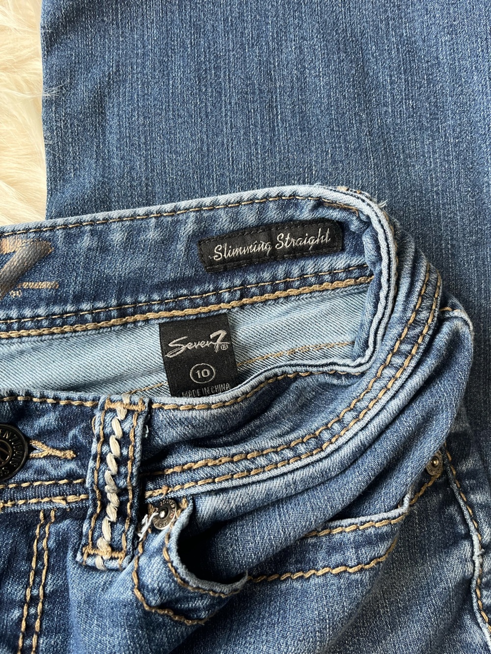 Seven7 Jeans Women's 10 Mid Rise Slim Fit Medium Wash - Picture 4 of 5